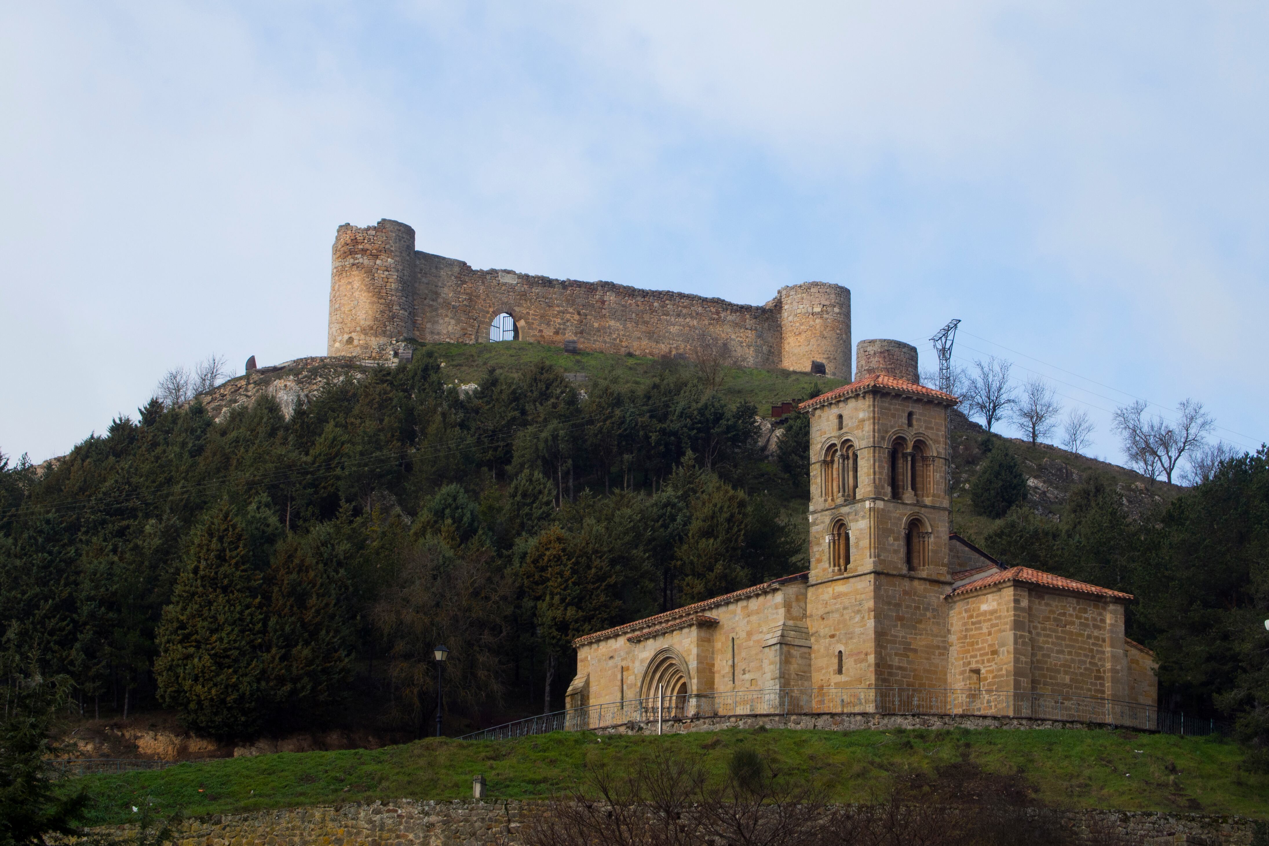 Castillo de Aguilar