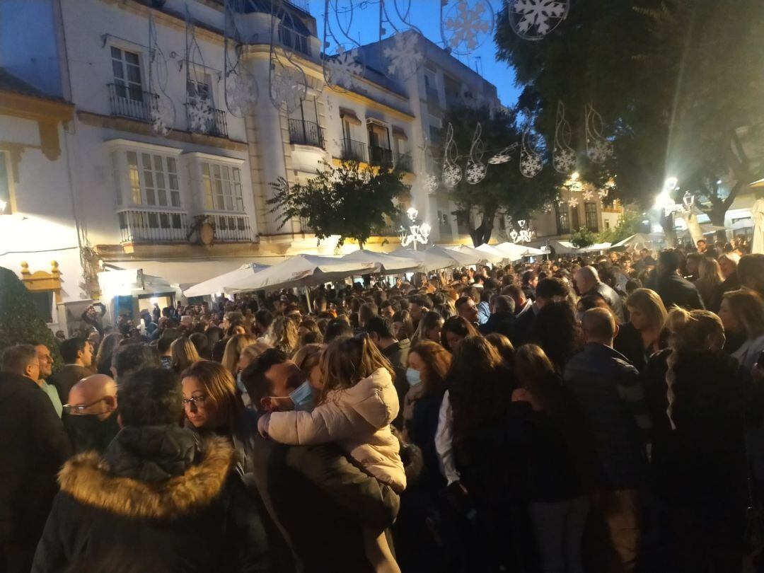 Zambomba en la Plaza Plateros el sábado