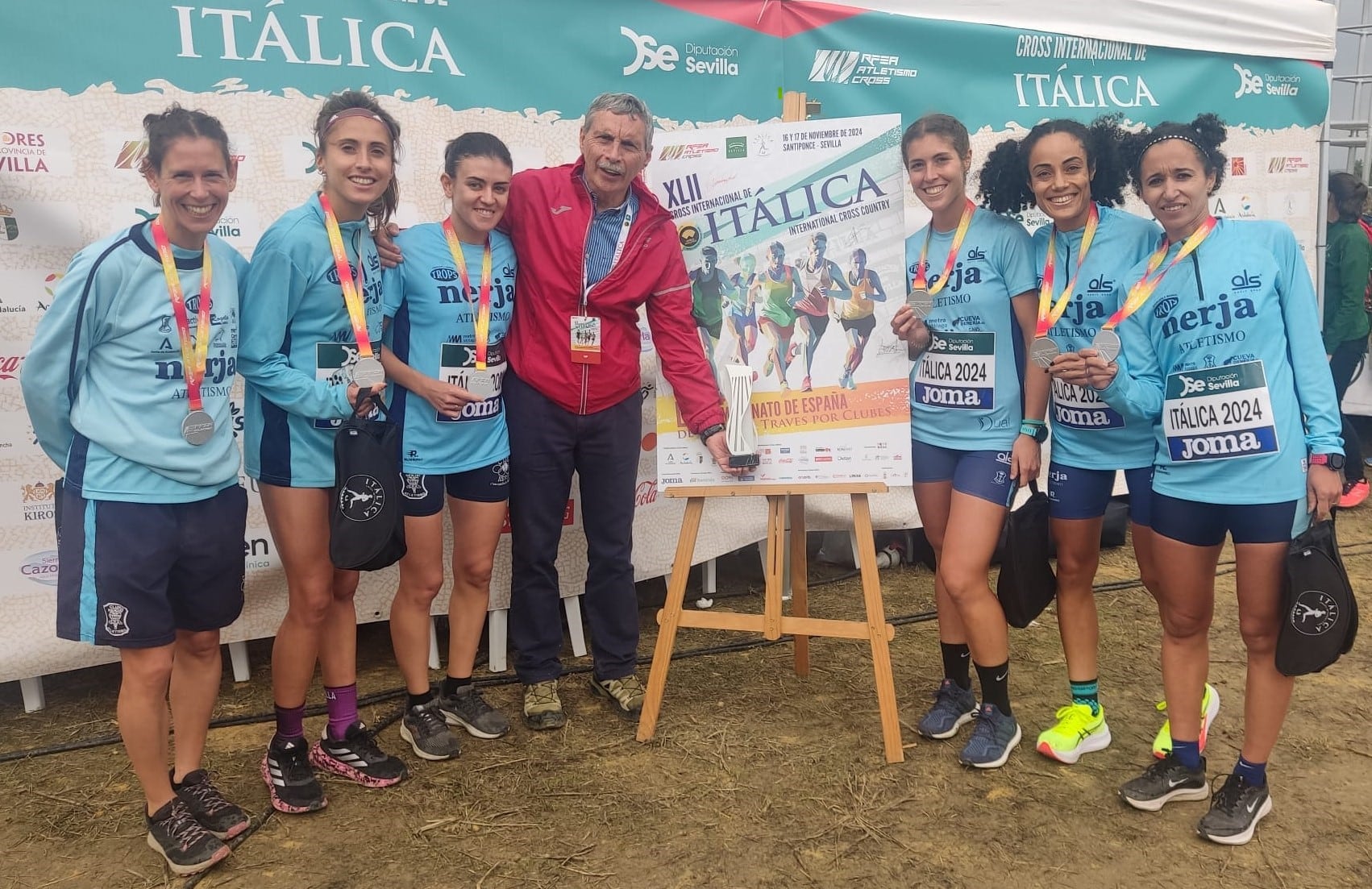 El equipo femenino del Cueva de Nerja-Trops subcampeón de España de cross