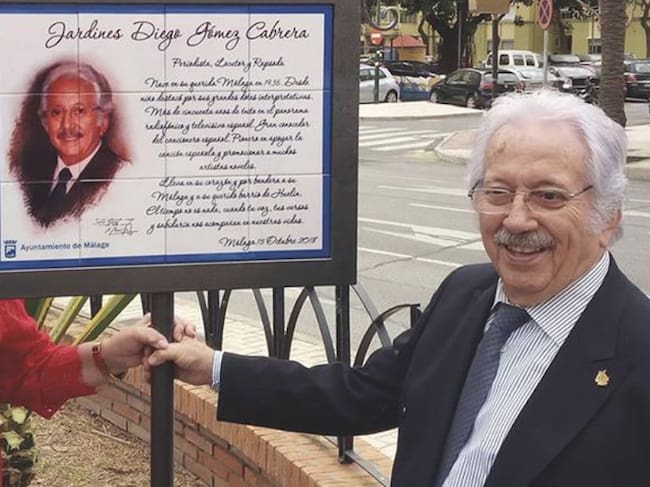 Diego Gómez durante la inauguración de los jardines que llevan su nombre en Málaga capital