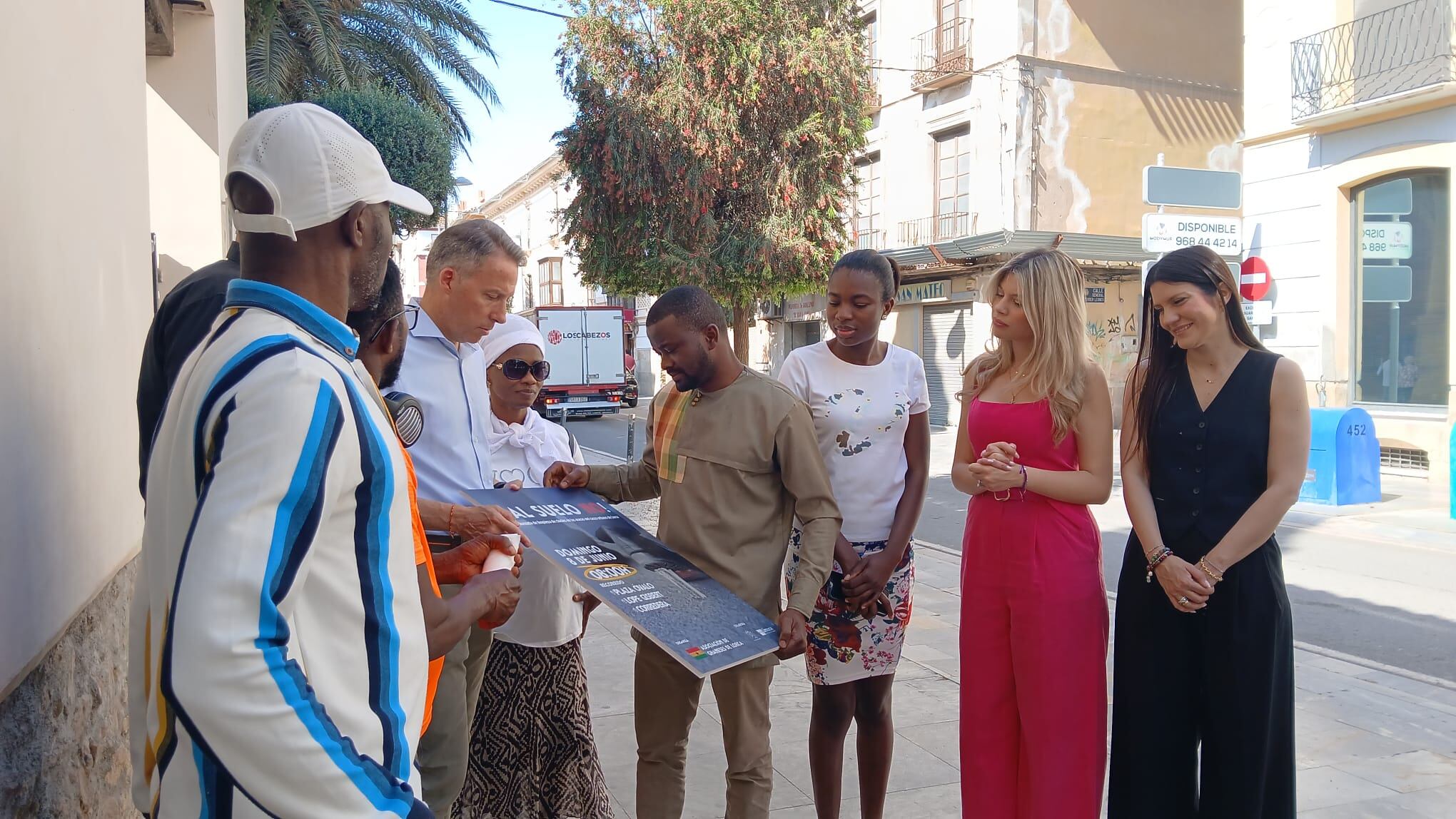 Presentación de la campaña de recogida de chicles