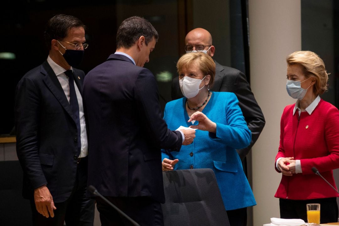 Angela Merkel junto a Pedro Sánchez, en la reunión por la reconstrucción de  Europa