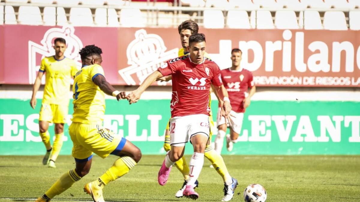 Jesús Carrillo, misión imposible para el Real Murcia