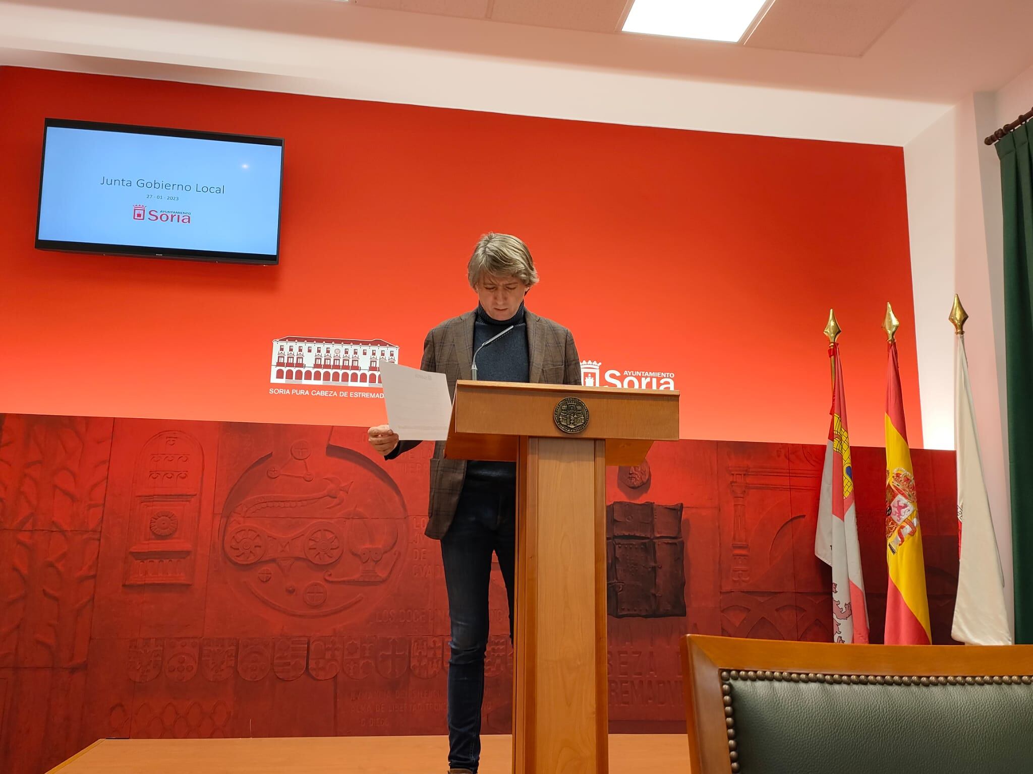 El alcalde de Soria, Carlos Martínez, en rueda de prensa.