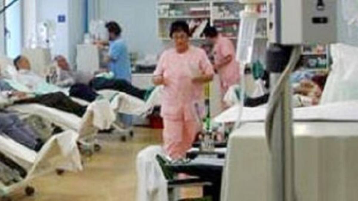 El Sescam confirma que el servicio de hemodiálisis lo hará la oferta más barata y pide tranquilidad