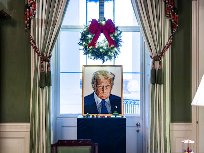 Un retrato del presidente estadounidense Donald Trump hecho con Lego. EFE/EPA/JIM LO SCALZO