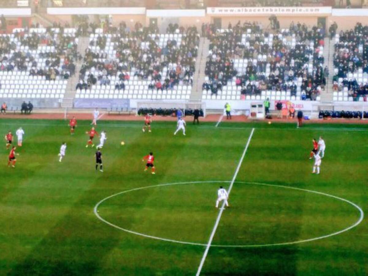 El Albacete suma su sexta jornada sin ganar ante un práctico Mirandés
