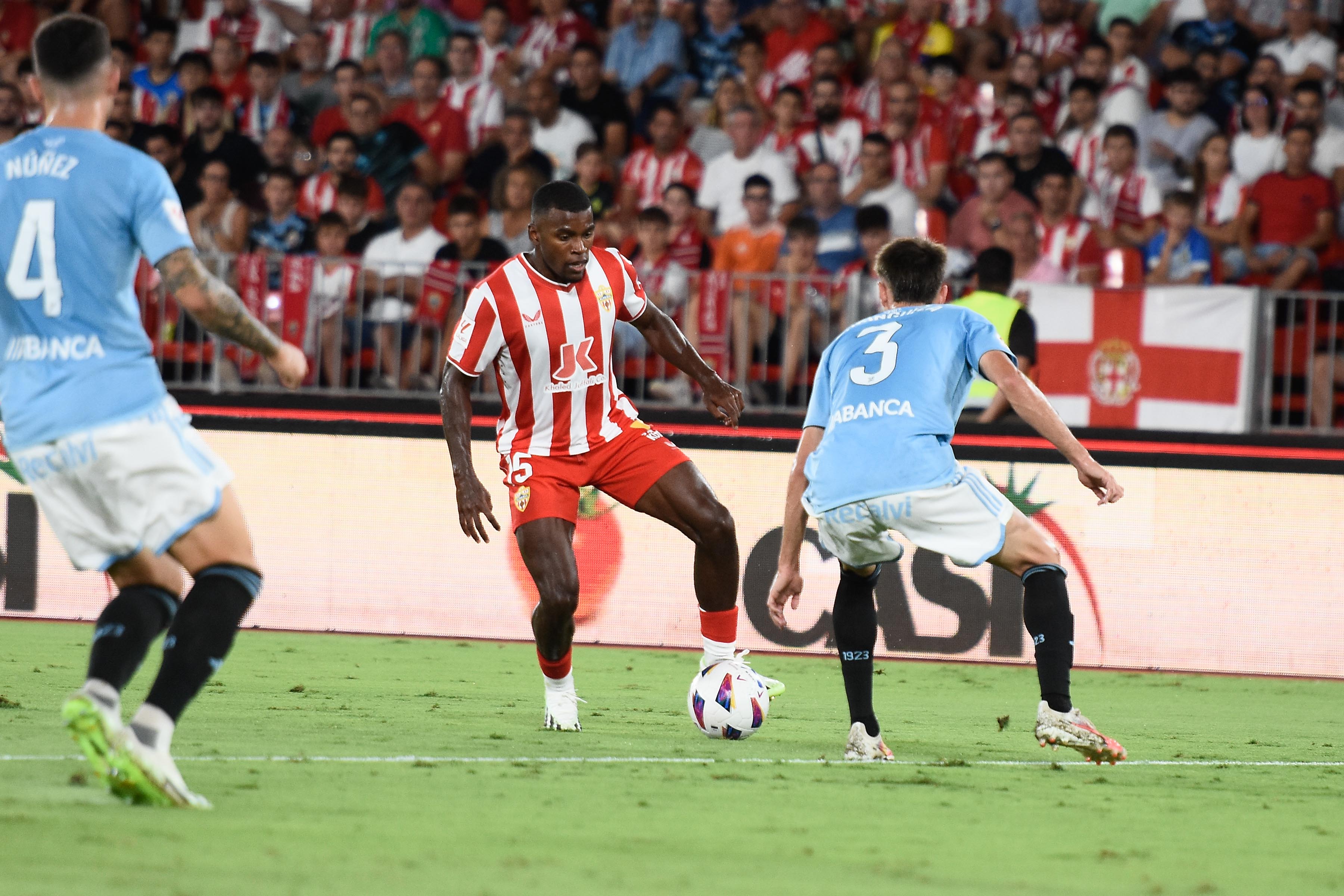 Akieme en el partido ante el Celta de Rafa Benítez.