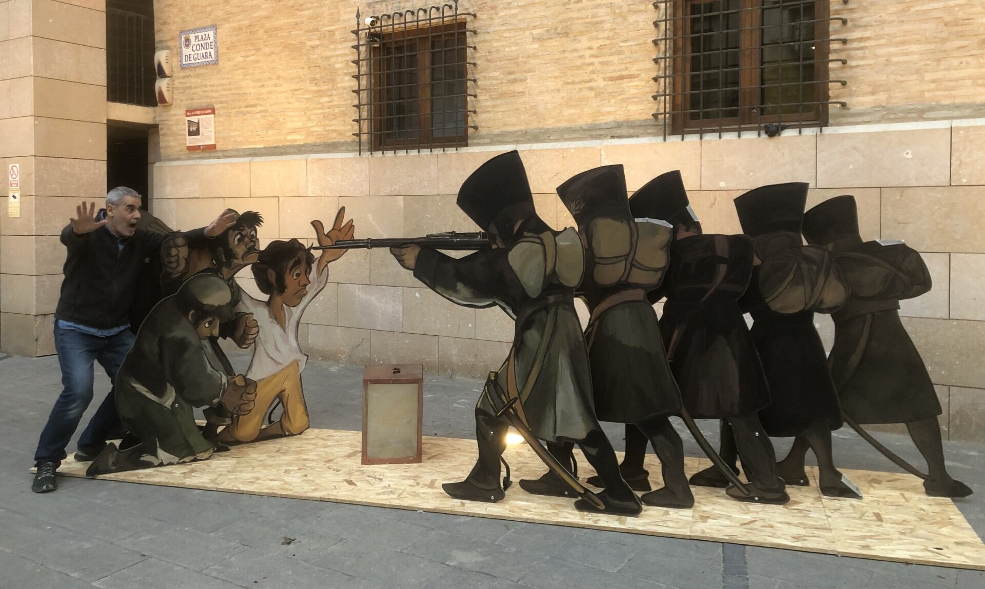 Agustín Lorés con la exposición