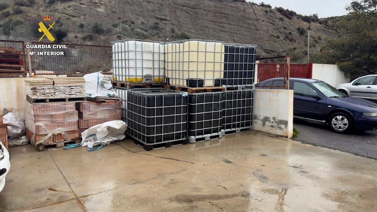 La denuncia de una empresa de Novelda destapa una trama que estafó cerca de 200.000 euros en Almería, Alicante y Murcia