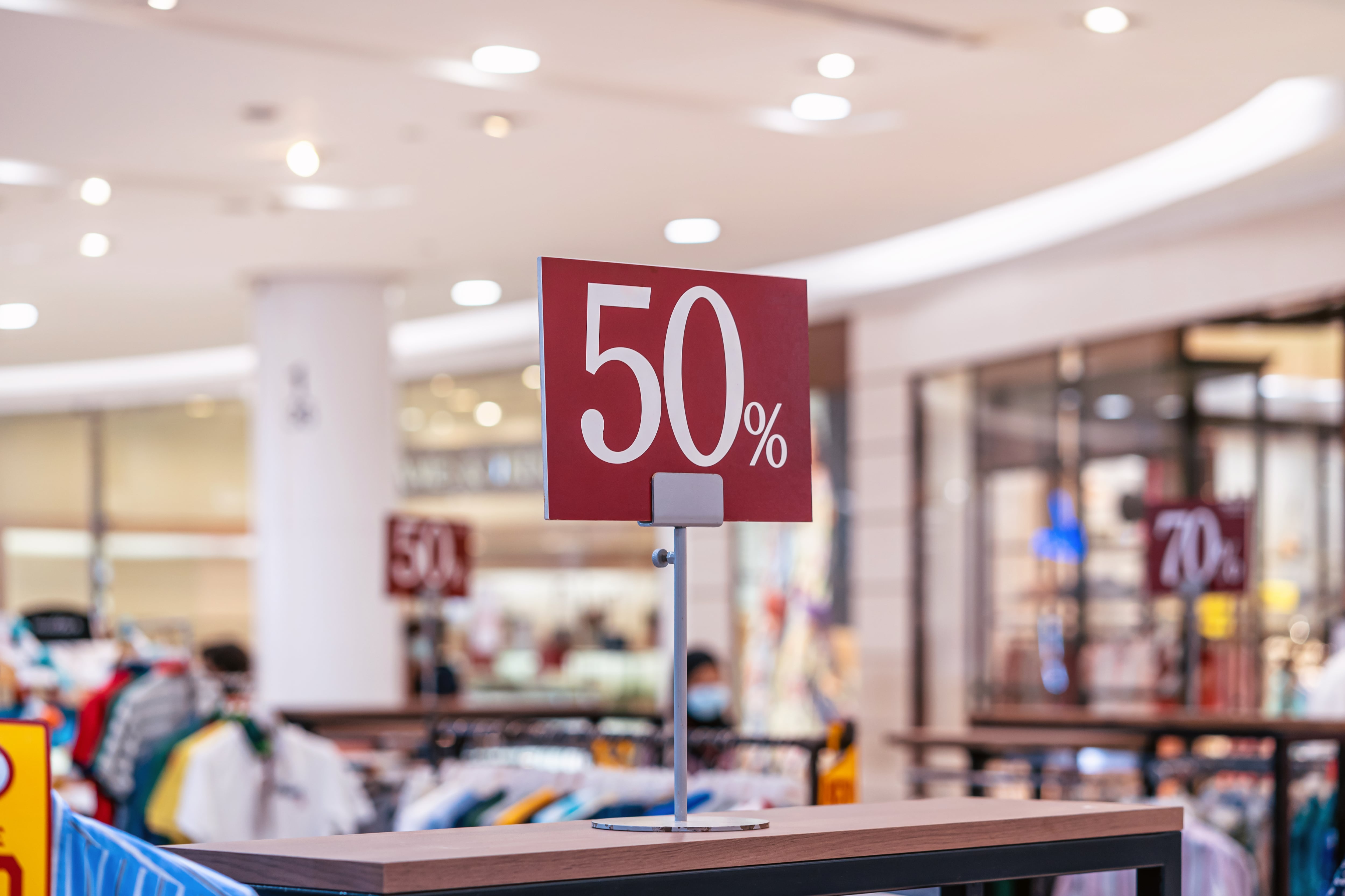 A mediados de junio comienzan la mayoría de rebajas en los comercios