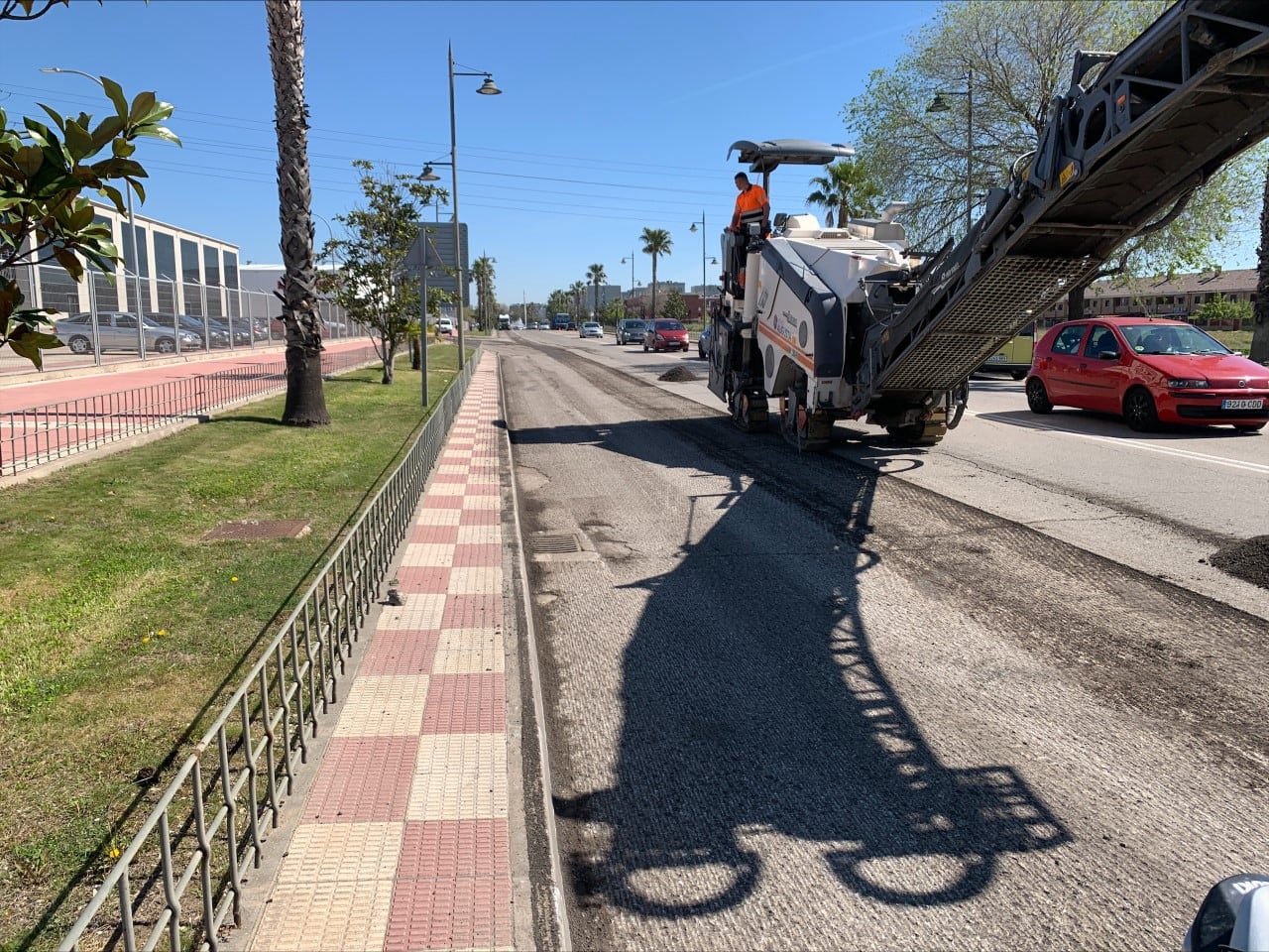 Los trabajos de asfaltado han comenzado esta semana y se desarrollarán durante toda la primavera