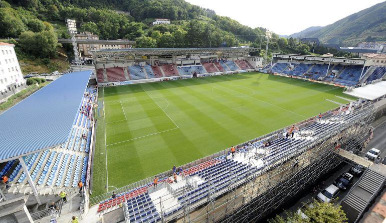 24/08/14 EIBAR PANORAMICA IPURUA  PUBLICADA 14/09/14 NA MA26 1COL