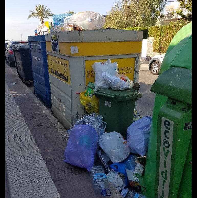 Calle Sevilla casi esquina con Ferrandis Salvador. Foto de una oyente