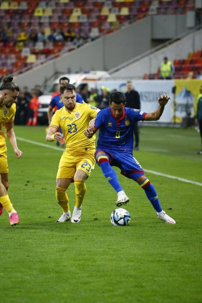 Un moment del partit entre Romania i Andorra de la fase de classificació de l'Eurocopa del 2024.
