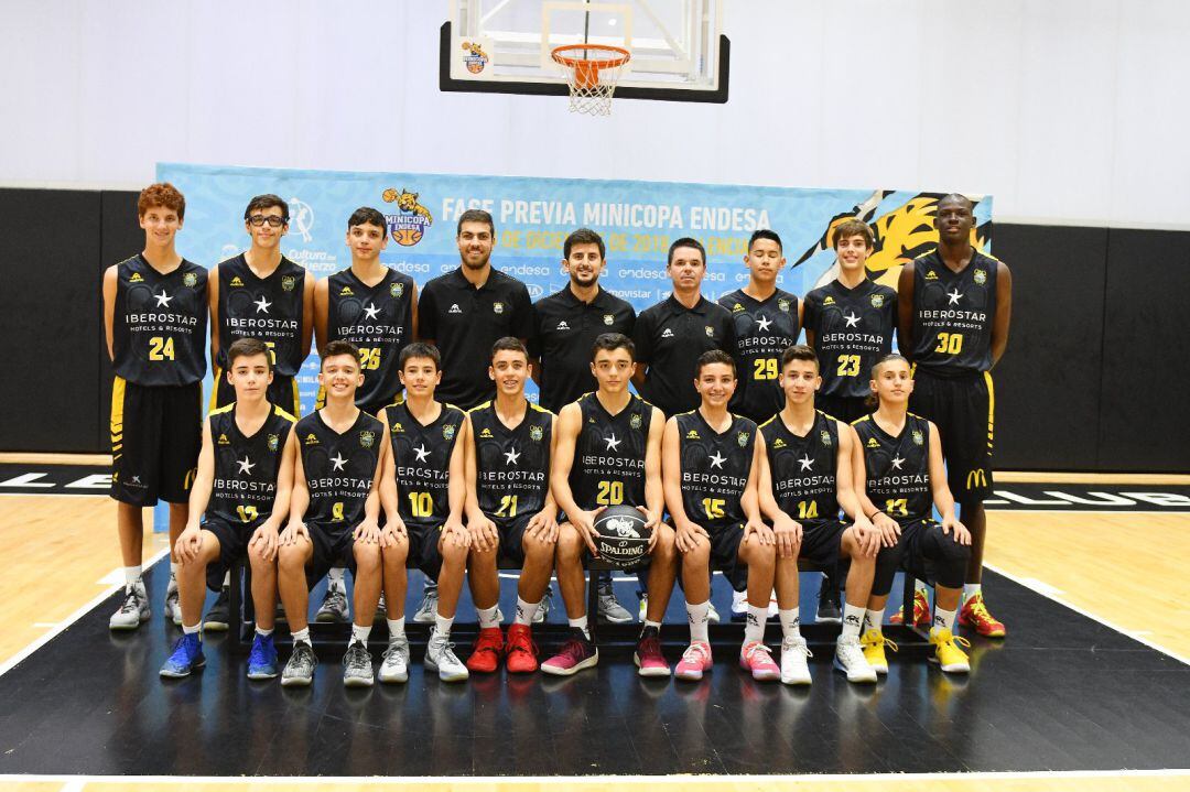 Plantel del Iberostar Canarias que jugará la Minicopa