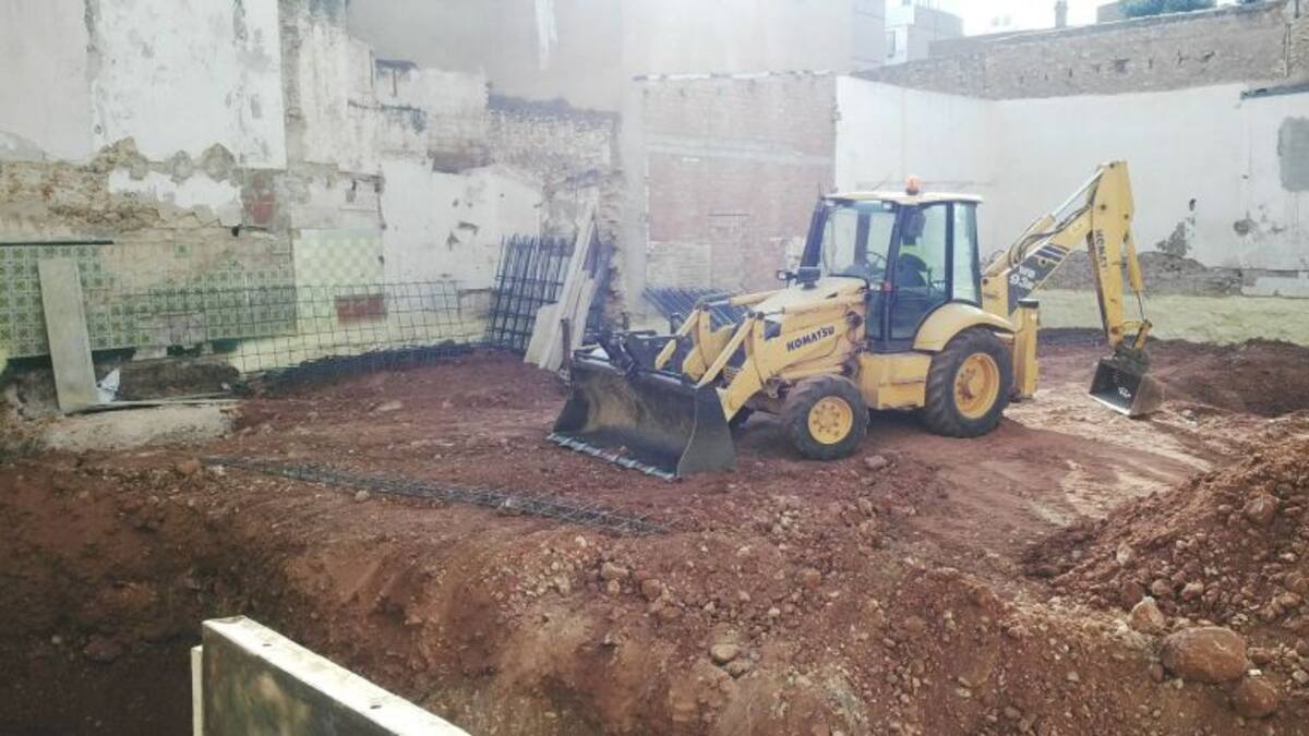 Soluciona los problemas del solar de la calle Cronista Traver