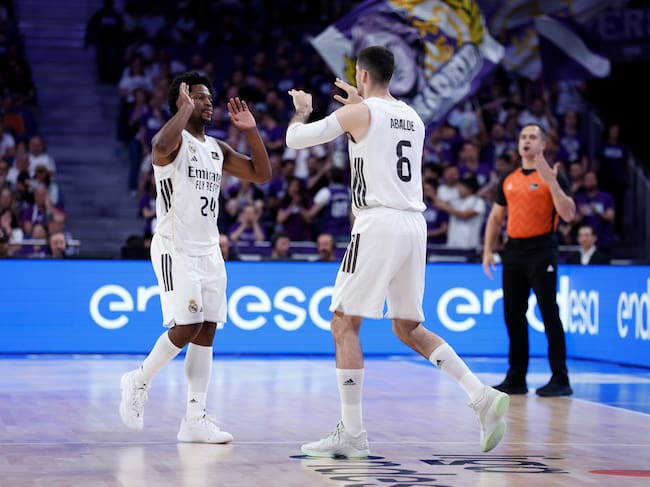 Real Madrid durante el partido contra la Laguna Tenerife