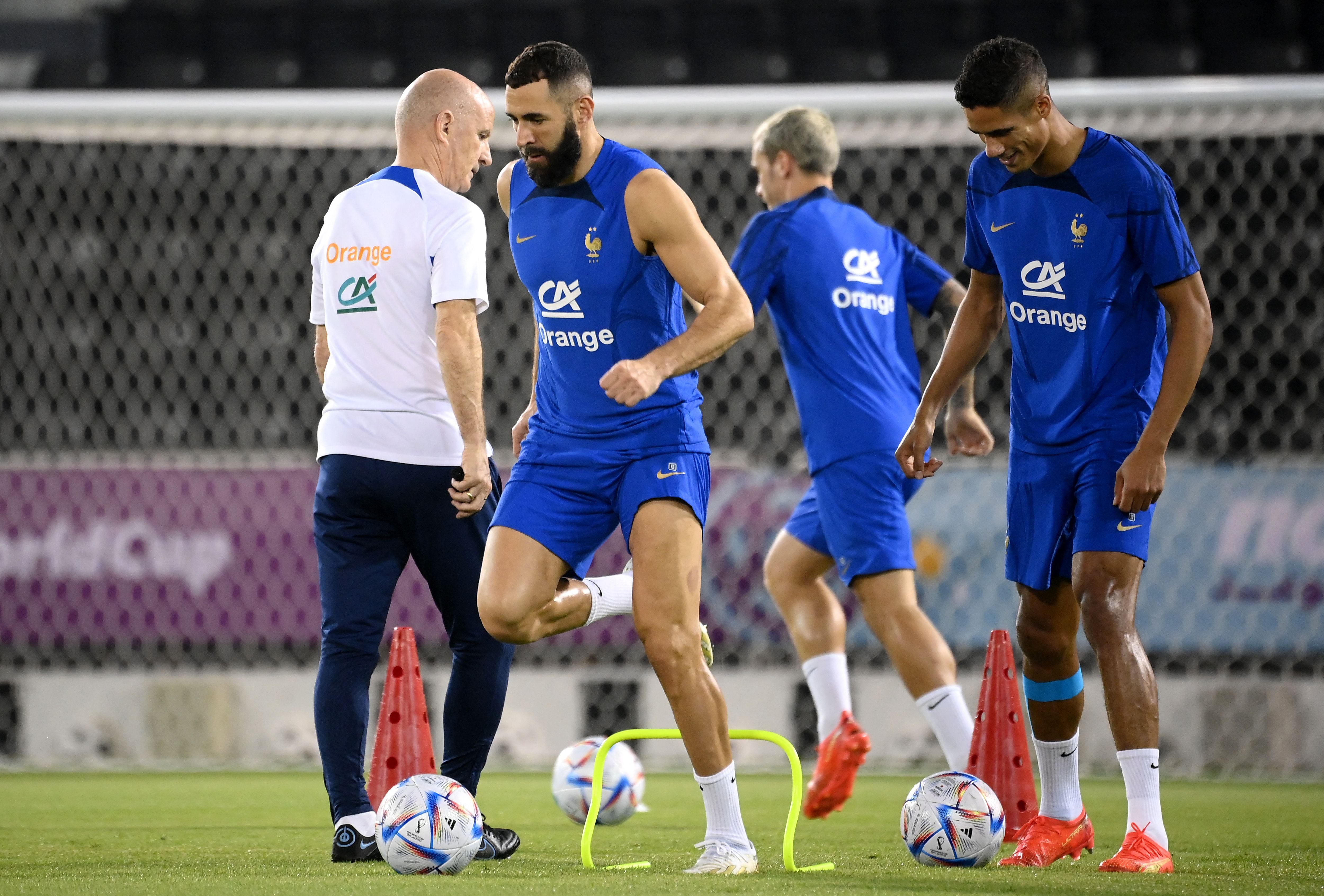 Benzema, durante el entrenamiento de este sábado con Francia.