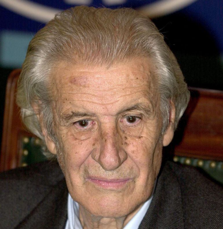 El director teatral, ensayista, crítico y también dramaturgo José Monleón, ha fallecido este viernes a los 89 años en Madrid.