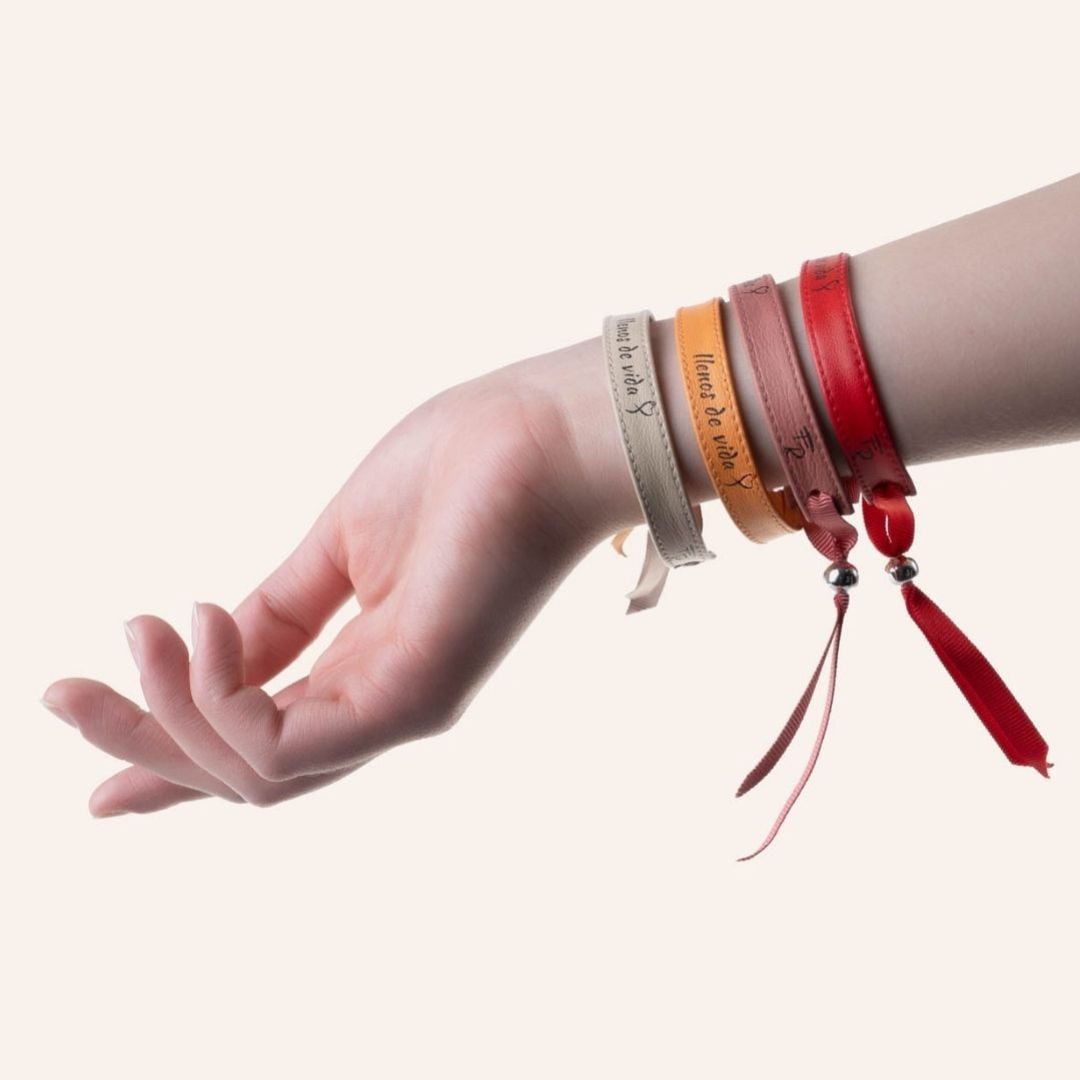 Pulseras solidarias