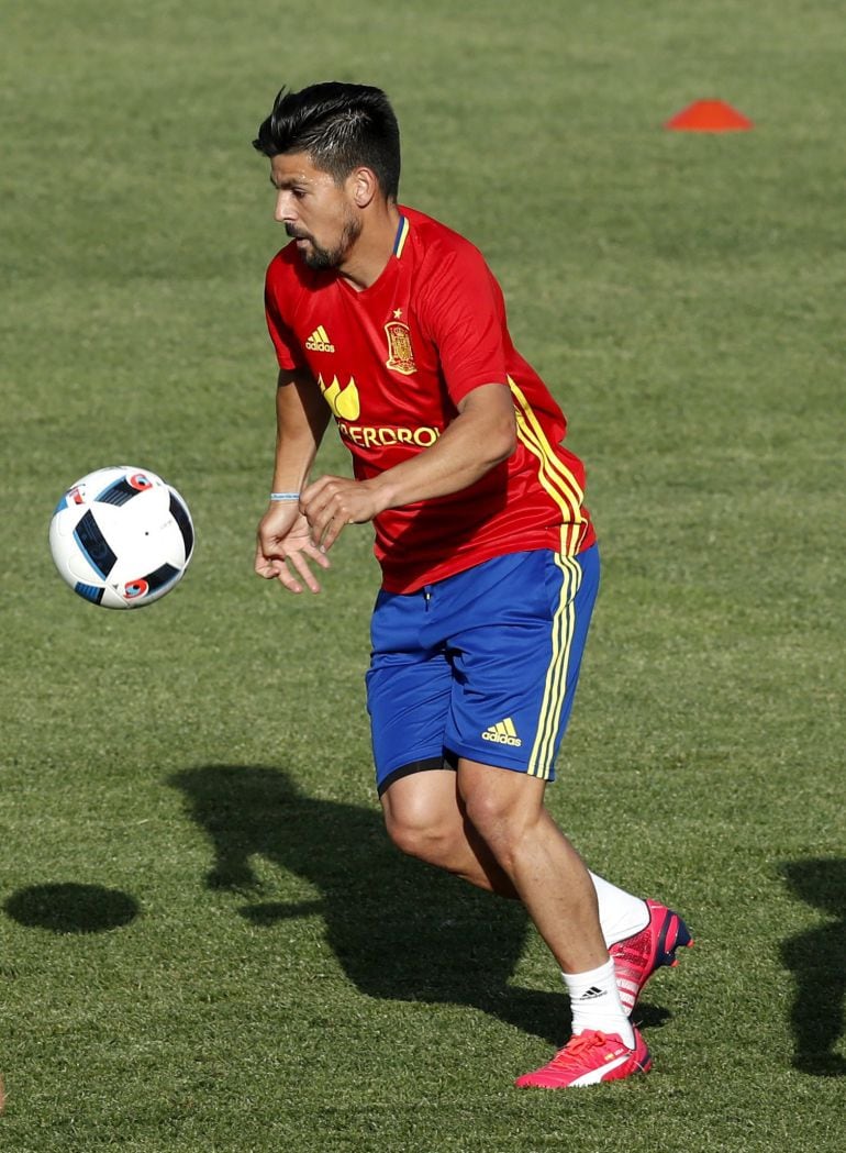 Nolito durante el entrenamiento de la selección española de fútbol en la Ciudad del Fútbol de Las Rozas