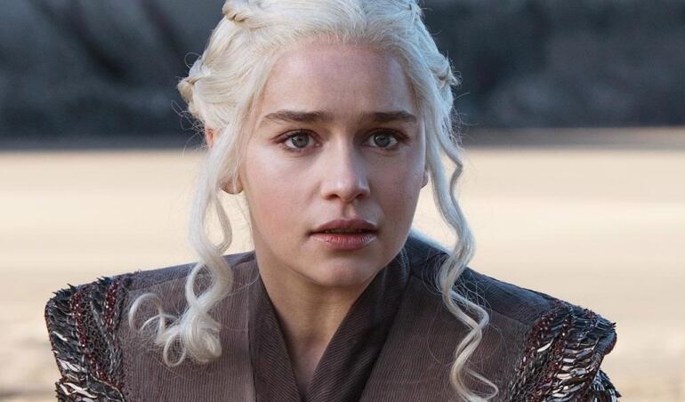 Emilia Clarke como aenerys Targaryen en la séptima temporada de &#039;Juego de tronos&#039;