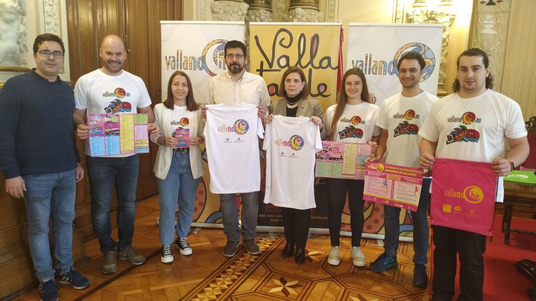 Presentación del programa Vallanoche