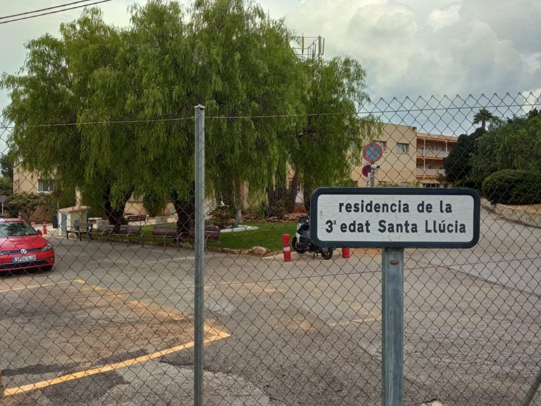 Residencia de la Tercera Edad de Santa Llúcia de Dénia.