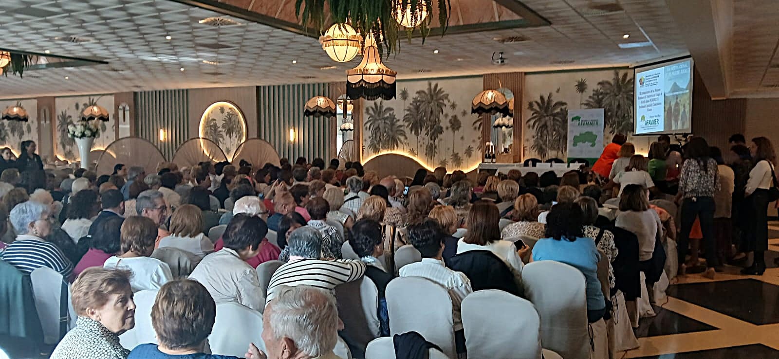 Asistentes a la jornada de AFAMMER Región de Murcia en Jumilla con motivo del Dia Internacional de la Mujer Rural