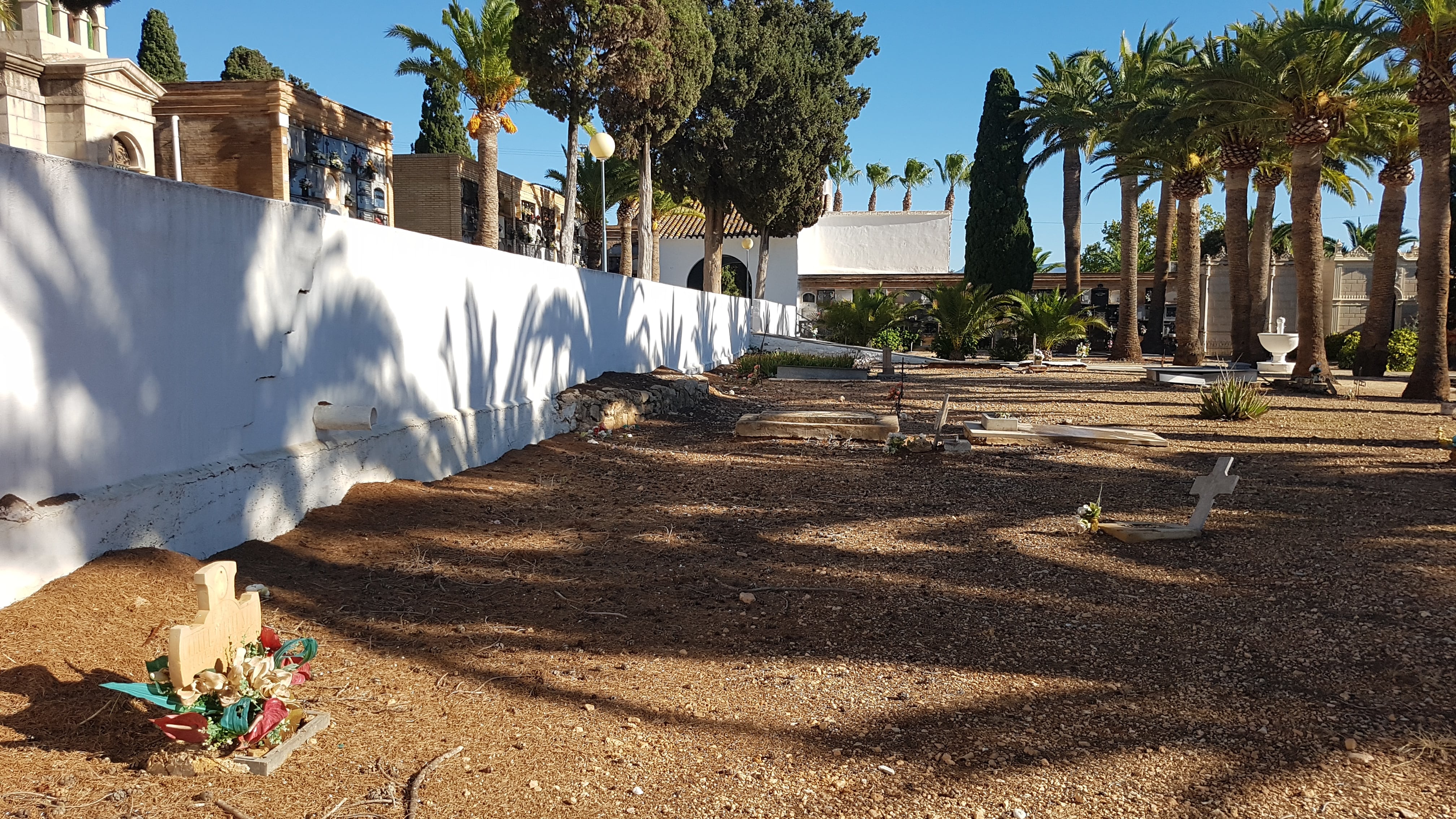 Imagen de la fosa común de Llíria, en el cementerio de esta localidad valenciana.