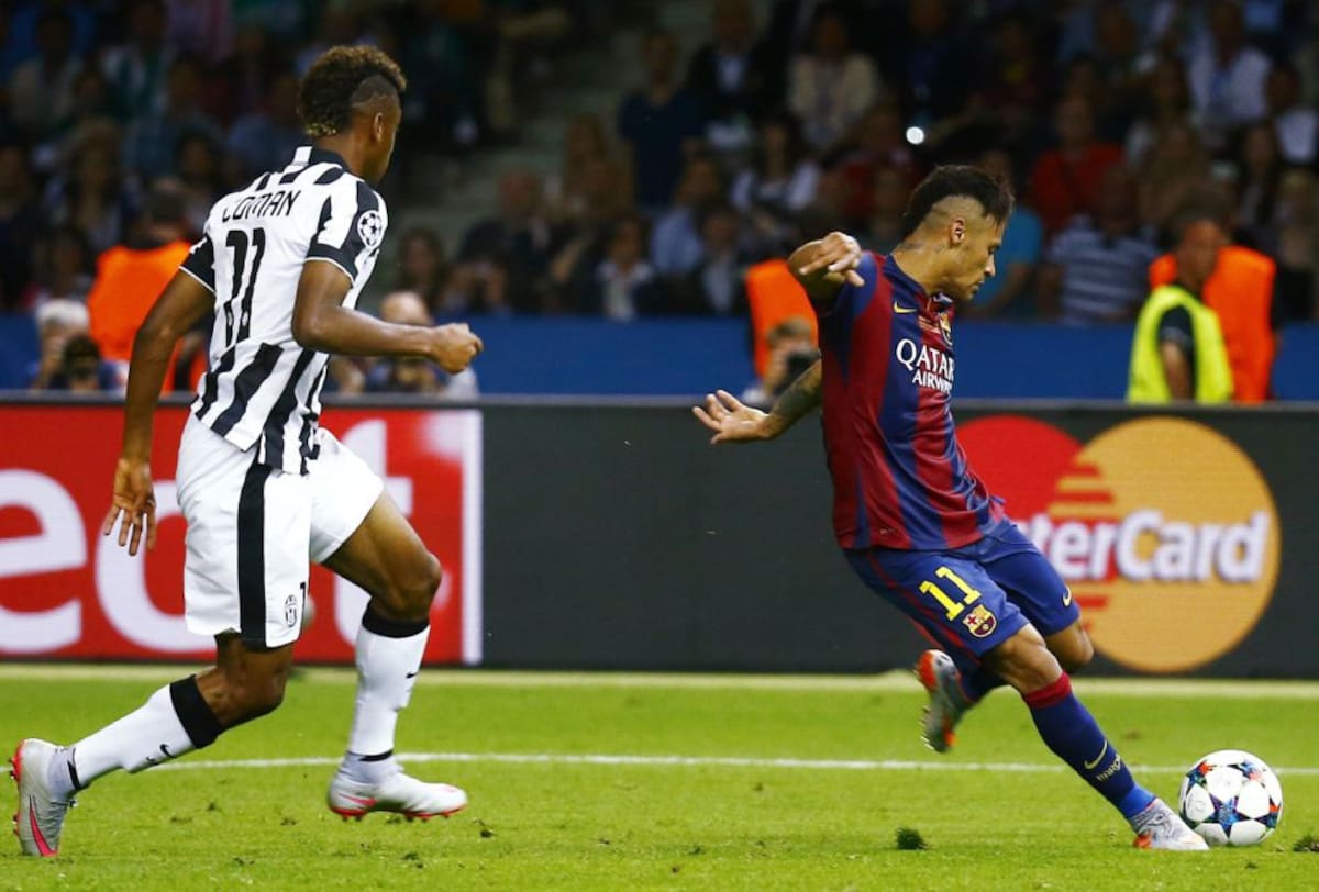 El brasileño marca el tercer gol en el último minuto y sentencia cómodamente la victoria culé