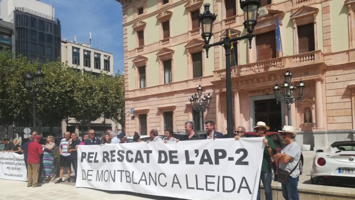 L'Estat, obert a ampliar la prohibició de camions per la N-240 fins a Lleida