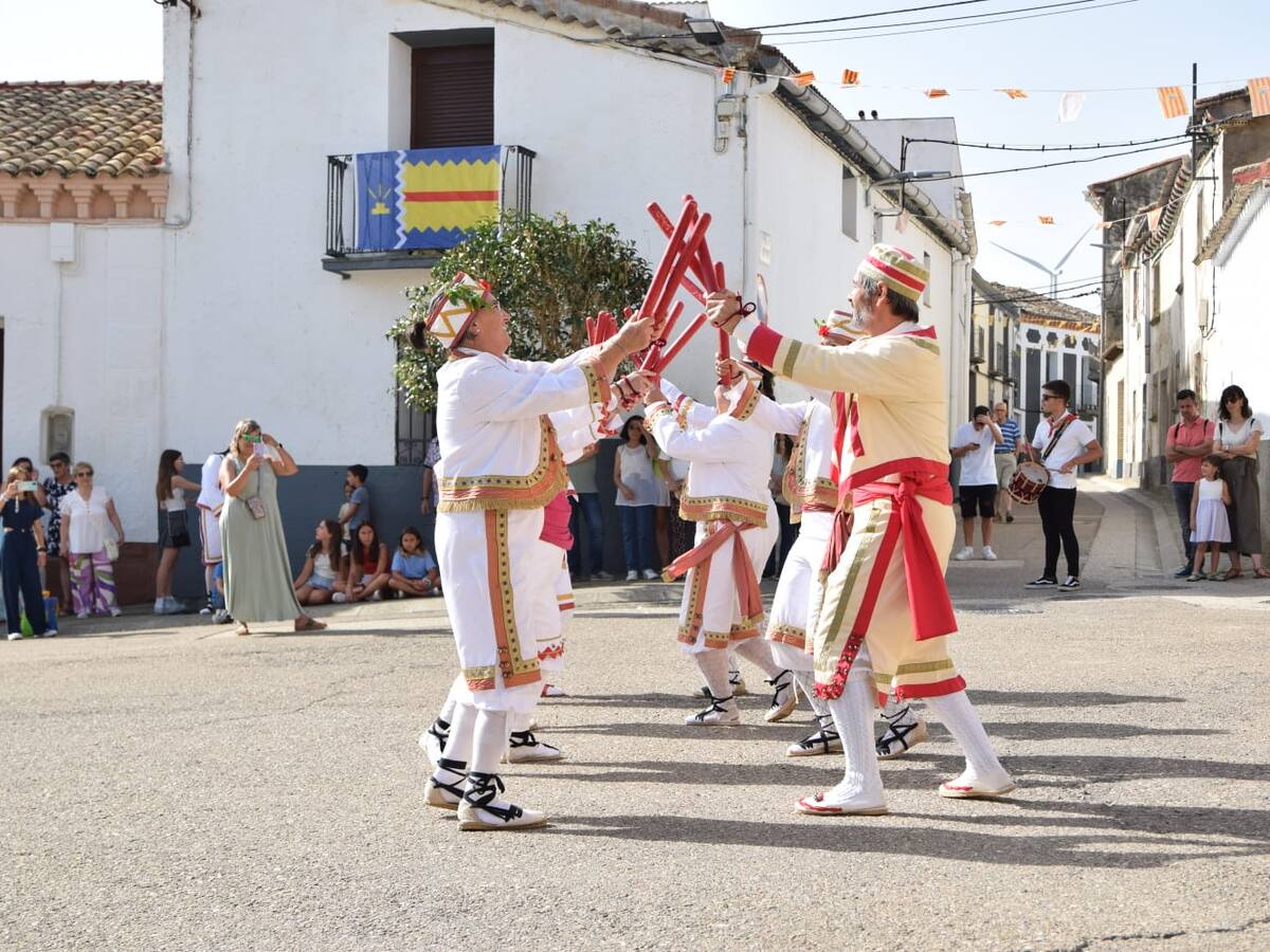 Las Pedrosas estrena mañana su primer Encuentro de Jóvenes Danzantes para celebrar la tradición y el relevo generacional