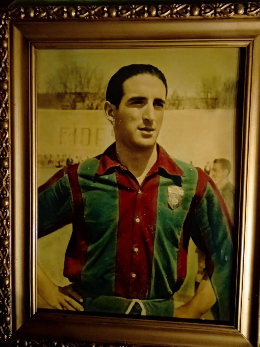 Enrique Obrador vistió la camiseta del Eldense en su época dorada