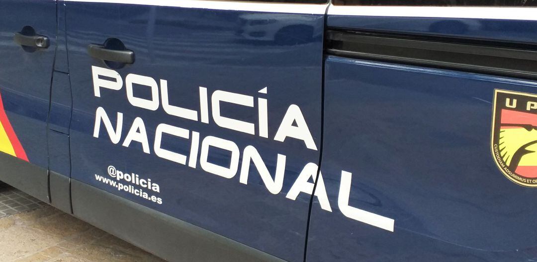 Furgón de la Policía Nacional.