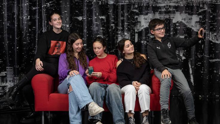 DEBAT SOBRE ELS MÒBILS: PARLEN ELS ADOLESCENTS