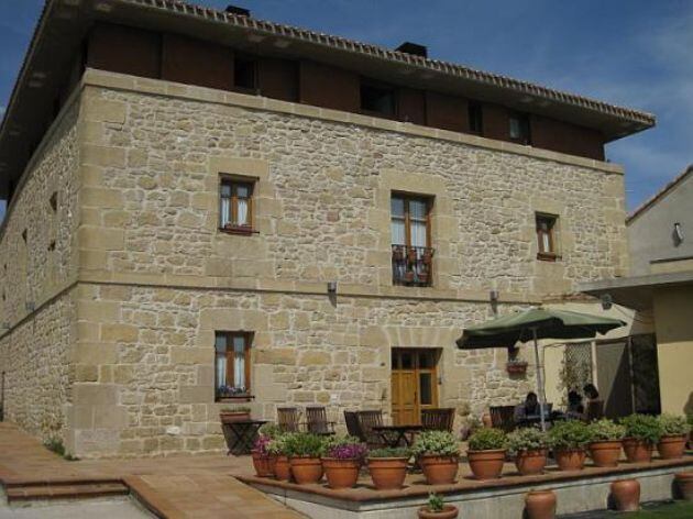 Hotel Villa de Abalos.