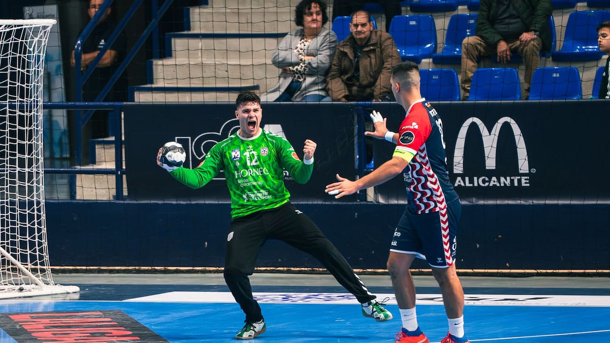 Victoria balsámica del Horneo EÓN Alicante ante el BM Nava para alejarse del descenso