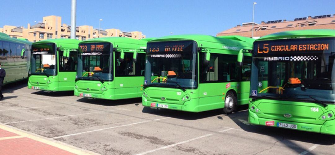 La agrupación lamenta, además, que las nuevas rutas “no incluyan recorridos por los polígonos industriales o por el centro del pueblo”