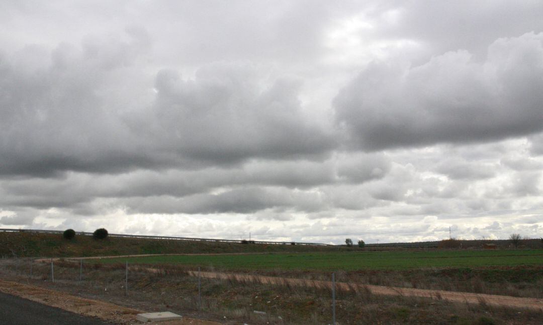 Una borrasca atlántica traerá lluvias el próximo jueves.