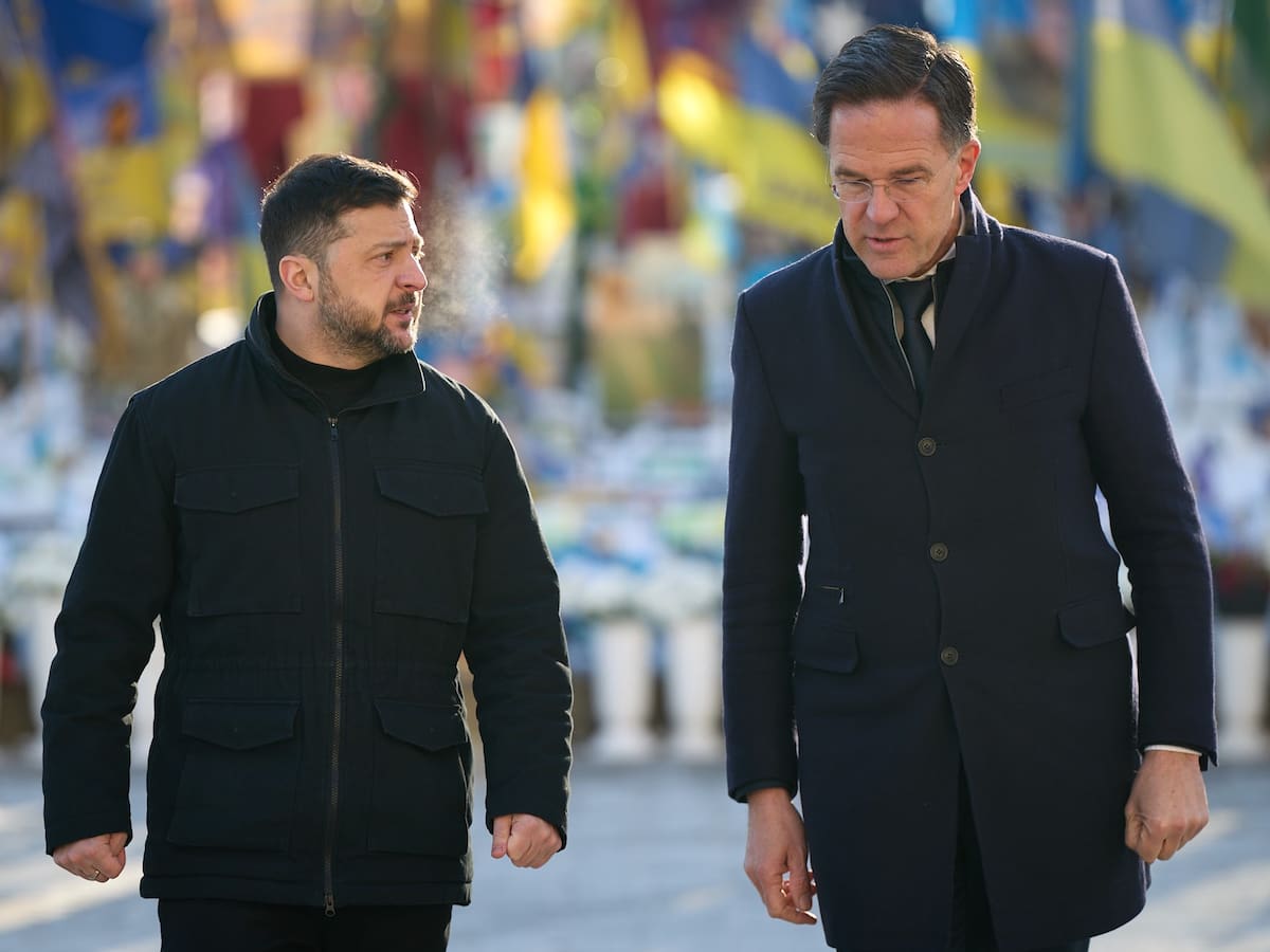 Rutte promete a Ucrania "tropas, aviones y barcos" cuando se alcance la paz con Rusia