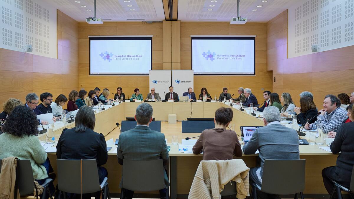 Pacientes médicos y enfermeras aprueban el documento de principios y valores
