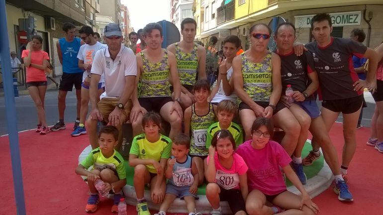 Atletas eldenses en la Milla de Novelda