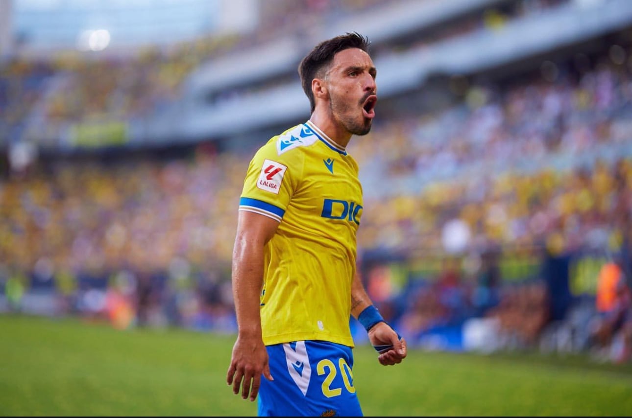 Iza Carcelén celebrando un gol en el Nuevo Mirandilla. Foto: Cádiz CF.