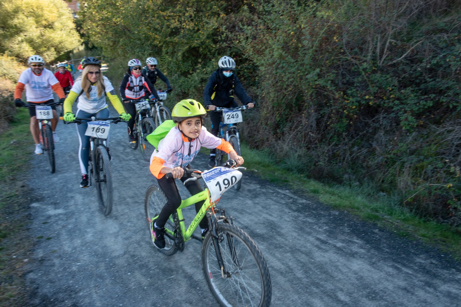 Participantes durante la marcha del Día de la bicicleta de Segovia 2021