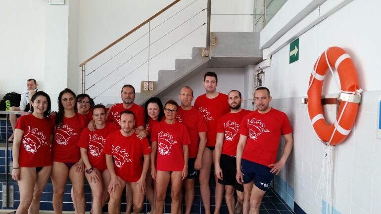 Equipo de natación Máster del Centro Excursionista Eldense