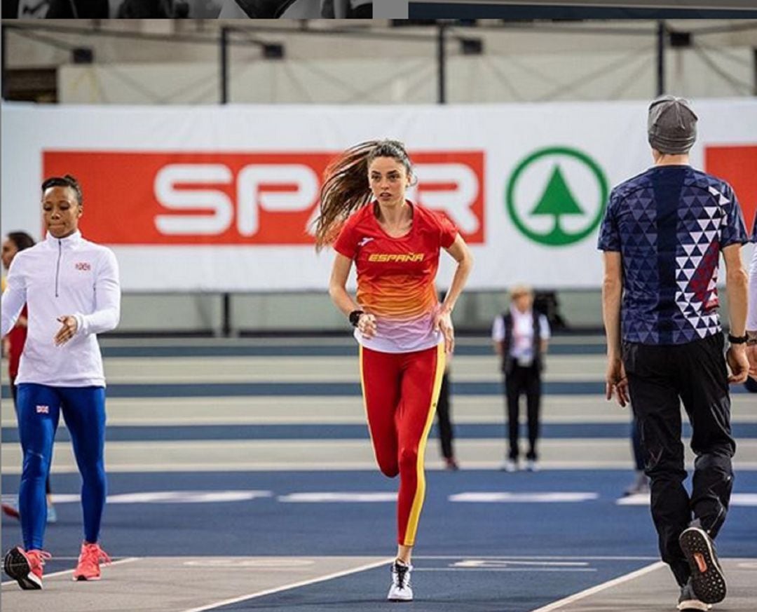 Celia Antón con los colores de la selección en el pasado Europeo Indoor.