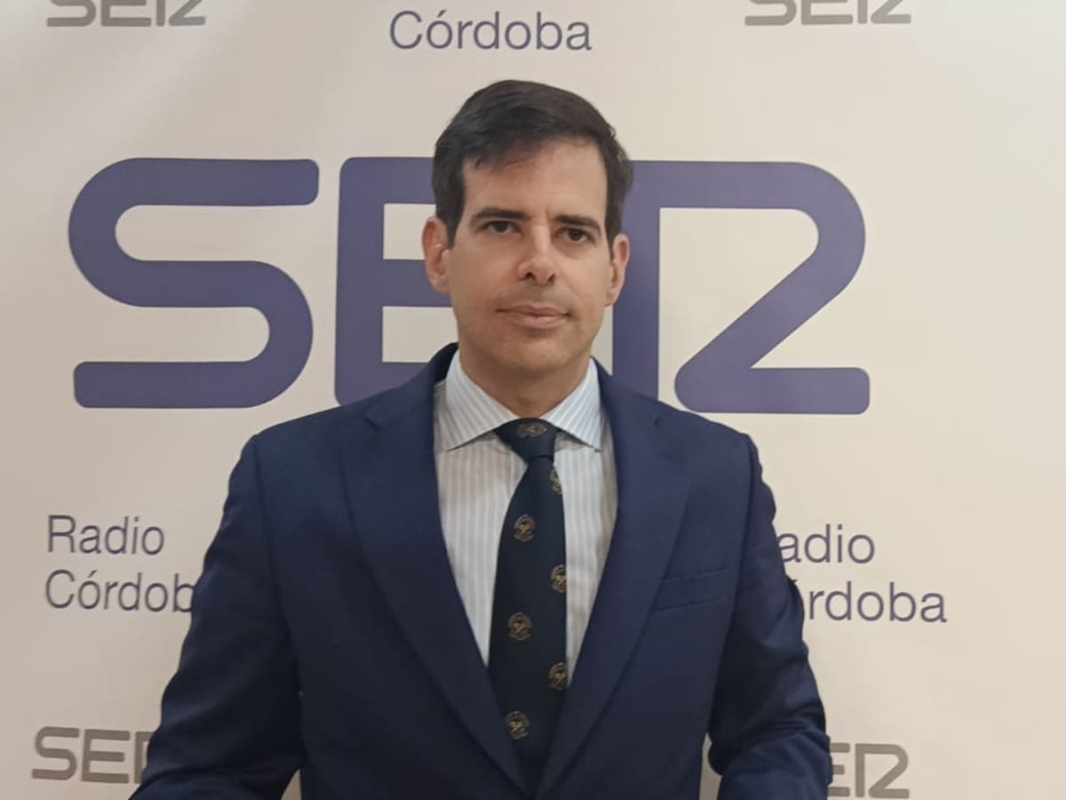 Antonio Benítez: "Las víctimas del accidente de Adamuz están en un absoluto desamparo institucional"