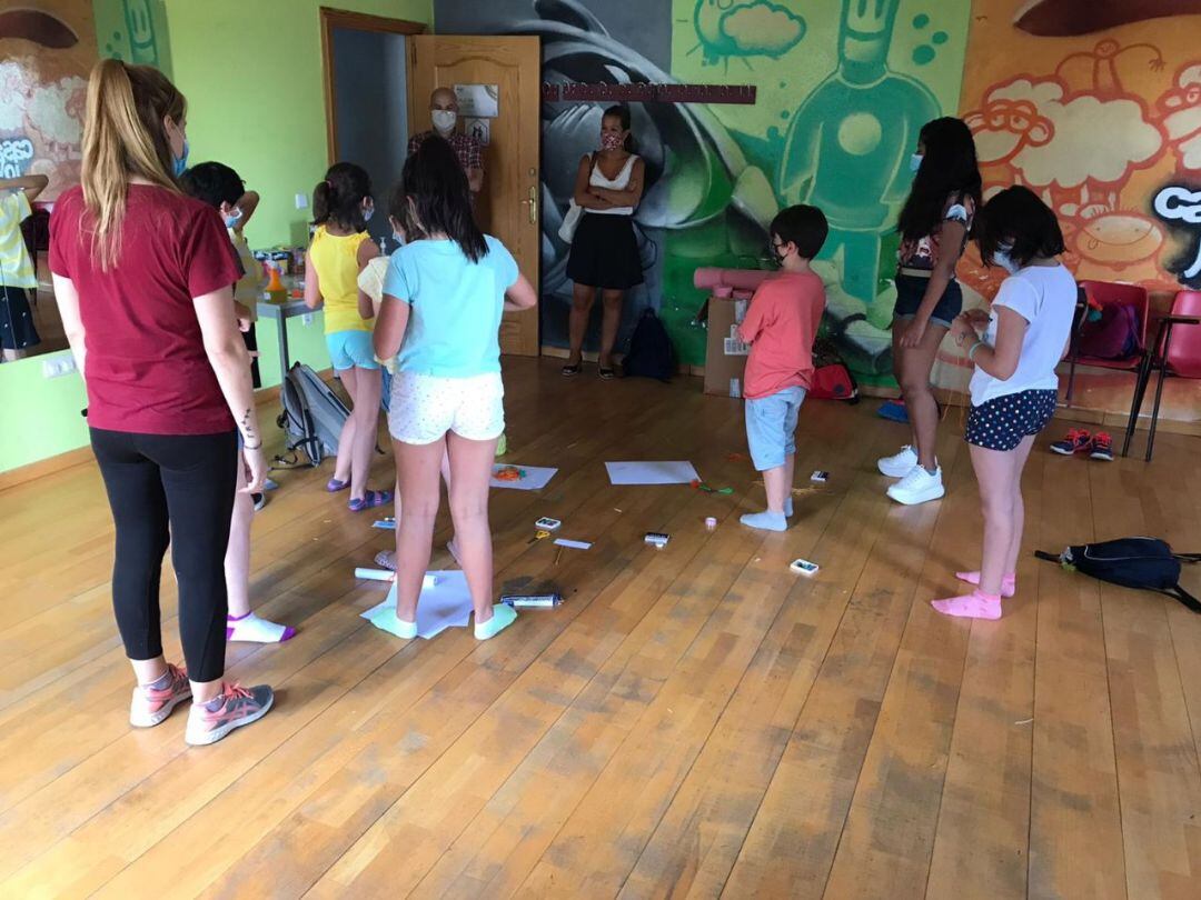 El programa supone una medida para facilitar la conciliación de la vida familiar y laboral durante el verano